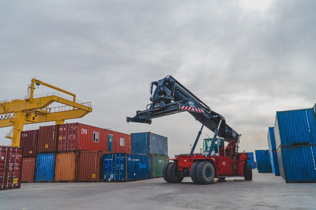 Container lifting equipment in port

